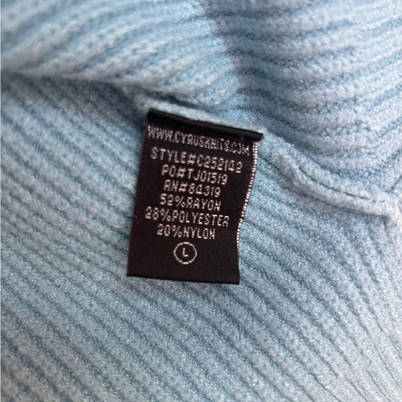 Cyrus Pastel Powder Blue Crewneck Cable Knit Sweater L - Picture 5 of 7